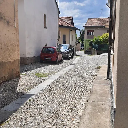Appartamento Tranquillo Alle Porte Di Con Box Auto